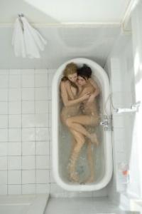 Habitacion en Roma (2010) movie poster